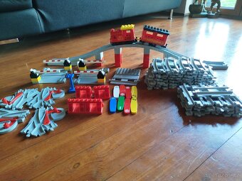 Lego Duplo mašinka - 3
