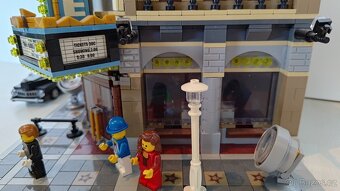 LEPIN 15006 Palace Cinema, kompatibilní s LEGO (klon 10232) - 3