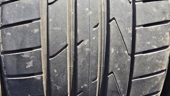 Letní pneu 245/40/18 Hankook - 3