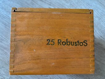 Cohiba Robustos 25 ks - 3