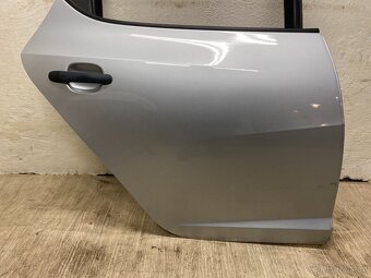 SEAT IBIZA 6J 2008-2017 - PRAVÉ ZADNÍ DVEŘE LS7Y - 3