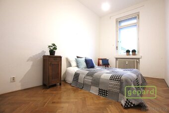 Pronájem cihlového bytu 2+1 s balkonem v oblíbené lokalitě - 3