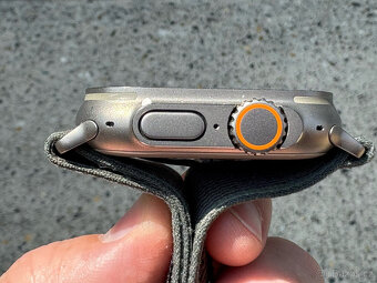 Apple Watch Ultra 2 - baterie 98% - Natural Titanium - 3
