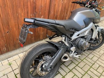 Yamaha MT09 - 3