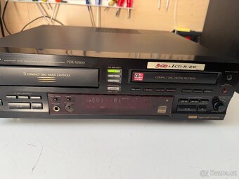 Pioneer PDR-W839, multifunkční CD měnič. Kompaktní diskový - 3