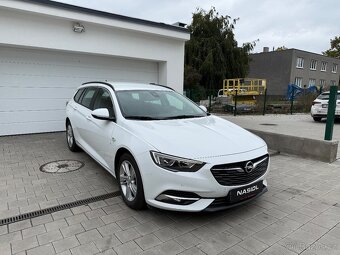Opel Insignia sports tourer - 3