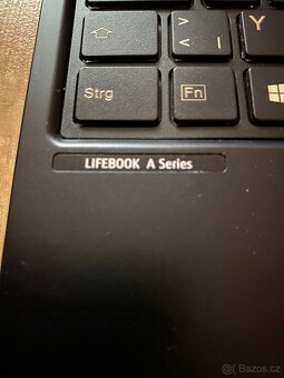 Notebook Fujitsu Lifebook A555 - 3