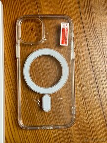 Pouzdro MagSafe i11 Pro - 3