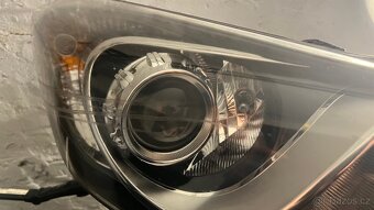 Hyundai i30 přední světla - 3