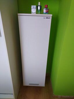 ZÁVĚSNÉ SKŘÍŇKY - 2ks - 3