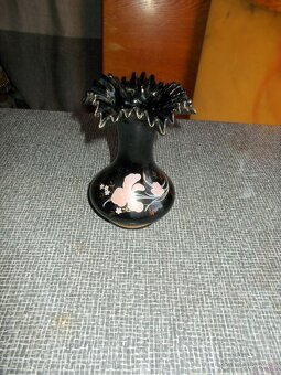 Vázička černá skleněná - 3