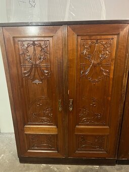 Starožitné skříně - 3