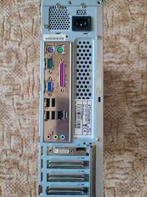 Počítač HP - 3