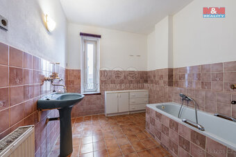 Prodej bytu 4+1, 153 m², Aš, ul. Jateční - 3