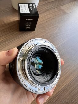 Objektiv RF 50mm f/1.8 - 3
