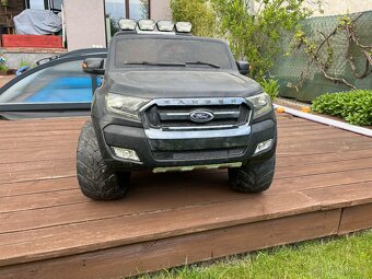 Dětské elektronické autíčko Ford Ranger - 3