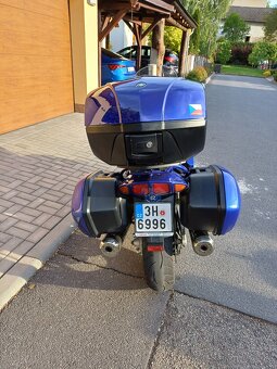 Yamaha FJR 1300 - 3