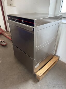 Myčka nádobí RedFox QQ50 - 3