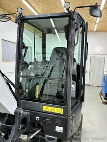 Minibagr Bobcat E34 pouze 550MTh - 3