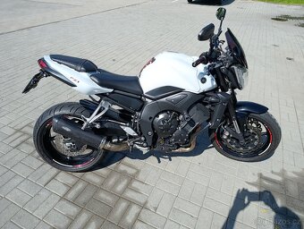 Yamaha FZ1 - 3