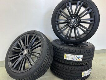 letní originál sada Škoda Superb III Canopus 19" 5x112 - 3
