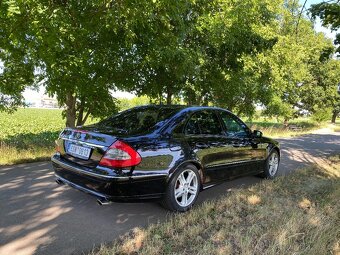 Mercedes-Benz E280 3L w211 benzin V6 170KW manuál - 3