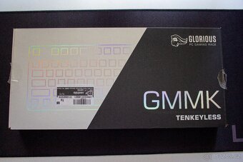Mechanická klávesnice Glorious GMMK TKL - 3