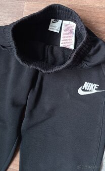 2 ks dětské tepláky Nike vel. L 147/158 - 3