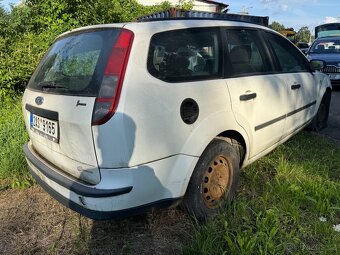 Prodám dily ford focus 1.6 tdci - motor v chodu - 3