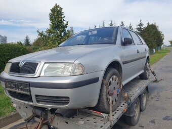 Škoda Octavia 1 combi 1.9 TDI díly - stříbrná 9102 - 3