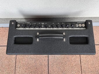 Lampové kytarové kombo Fender Bassbreaker 30R - 3