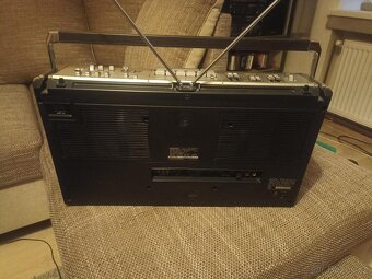 Vlajková loď SHARP GF- 9696 - 3