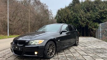 BMW E91 330d M paket  Manuál  170 kW - 3