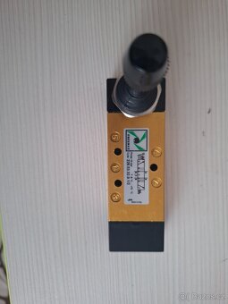 Ovladač nosič kontejneru CTS - 3