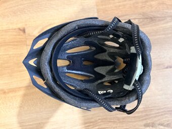 Cyklistická helma - 3
