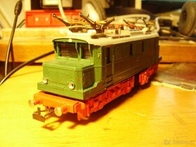 staré PIKO - lokomotiva E 44 - 3