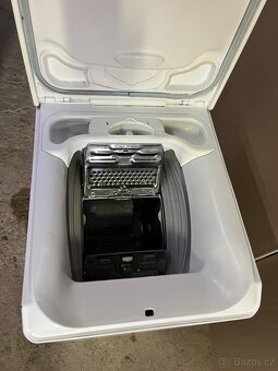 Pračka Electrolux horní plnění - 3