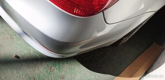 Bmw E60 / zadní nárazník - 3