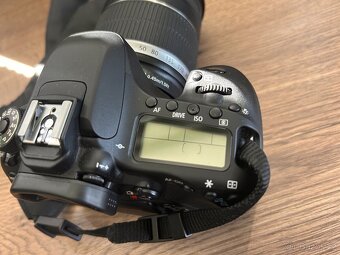 Fotoaparát Canon EOS 80D s objektivem EFS 18-200mm - 3