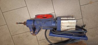 Svěrák york 125 - 3