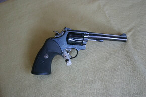Prodám revolver SMITH&WESSON - 3