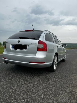 Škoda Octavia combi 2.0 TDI RS - 3