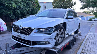 Vůz na náhradní díly Škoda Superb 3 kombi 2017 DFEA QGN LS9R - 3