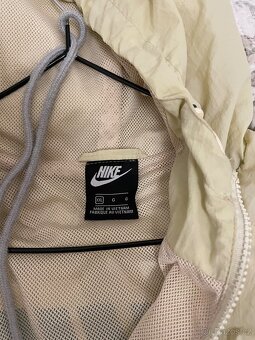 Nike - 3