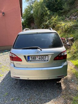 Toyota Avensis Verso 7mist D4D - 3