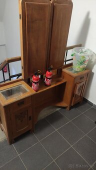 Historický nábytek - 3