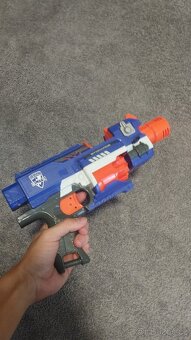 Nerf Elite Retaliator elektrický - 3