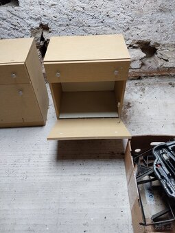 Prodam dva nocni stolky - 3