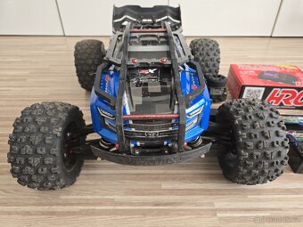 Arrma Kraton 6S s bateriemi - 3