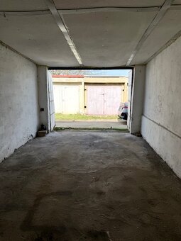 Pronájem garáže 18 m2 - 3